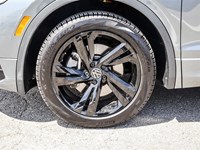 2023 Volkswagen Tiguan Comfortline R-Line Black Edition 4Motion