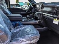 2025 FORD F-150 LARIAT 4WD SUPERCREW 5.5' BOX