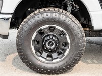 2025 FORD F-250 XLT 4WD CREW CAB 6.75' BOX