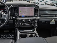 2025 FORD F-350 LARIAT 4WD CREW CAB 6.75' BOX