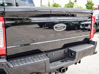2025 FORD F-350 LARIAT 4WD CREW CAB 6.75' BOX
