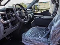 2025 FORD F-350 XLT 4WD CREW CAB 6.75' BOX