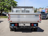 2025 FORD SUPER DUTY F-550 DRW XL 4WD REG CAB 145