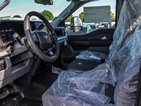 2025 FORD SUPER DUTY F-550 DRW XL 4WD REG CAB 145