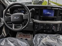 2025 FORD SUPER DUTY F-550 DRW XL 4WD CREW CAB 179