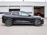 2025 FORD MUSTANG MACH-E PREMIUM AWD