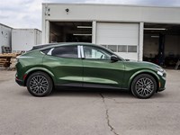 2025 FORD MUSTANG MACH-E PREMIUM AWD