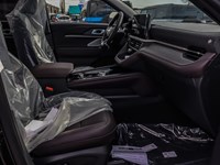 2026 Ford Explorer Platinum 4WD