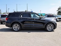 2026 Ford Explorer Active W/200A Pkg 4WD