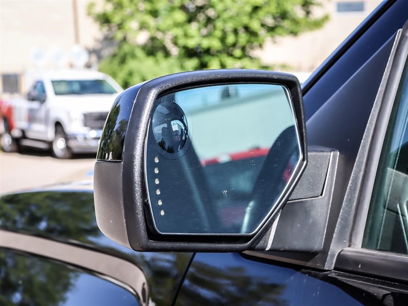 2017 GMC SIERRA 1500 4WD CREW CAB 143.5