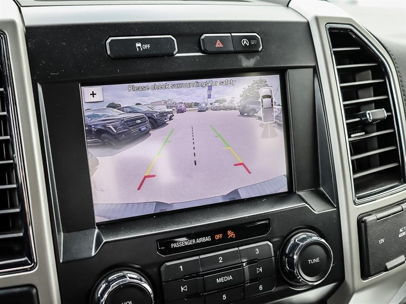 2019 FORD F-150 LARIAT 4WD SUPERCREW 5.5' BOX