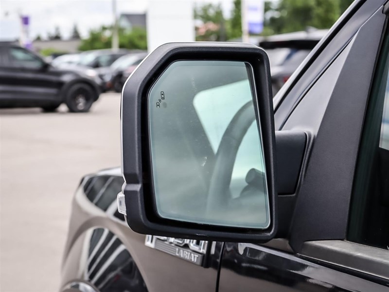 2019 FORD F-150 LARIAT 4WD SUPERCREW 5.5' BOX
