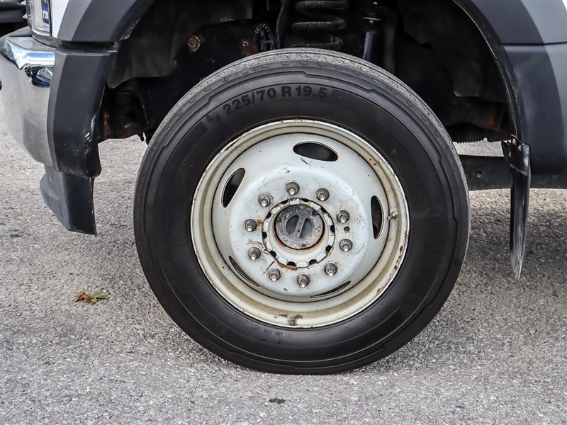 2019 FORD F-450 XL 4WD CREW CAB 8' BOX