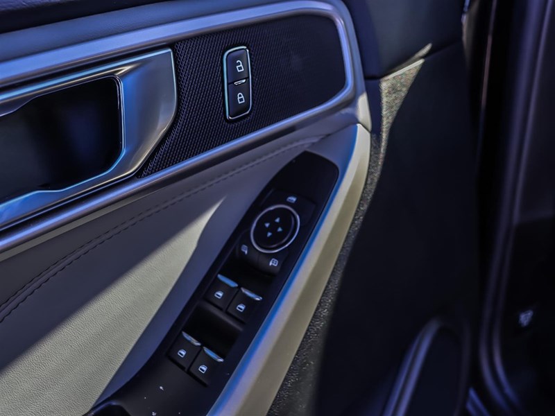 2022 FORD EXPLORER XLT 4WD