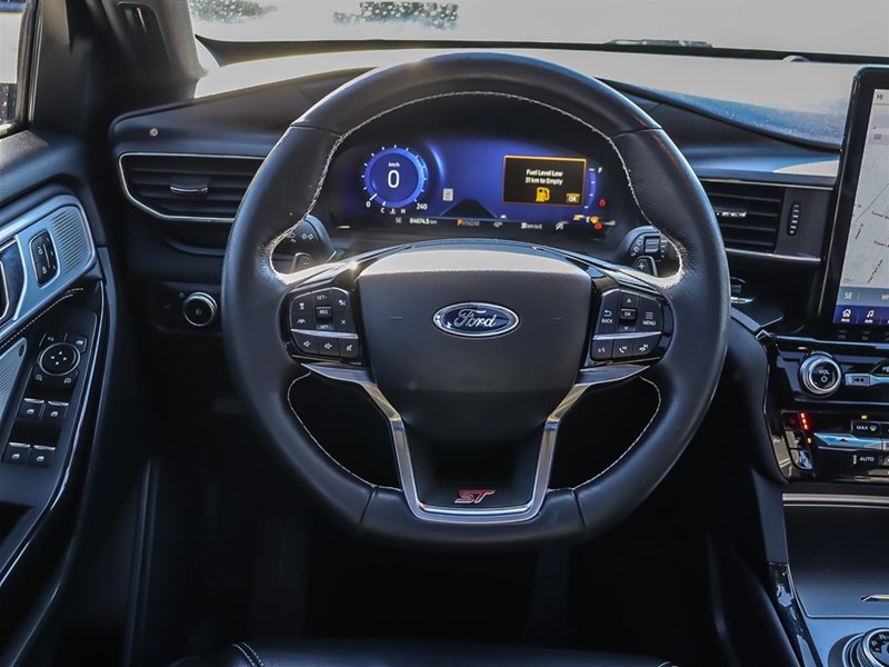 2022 Ford Explorer ST 4WD