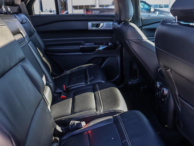 2022 Ford Explorer ST 4WD