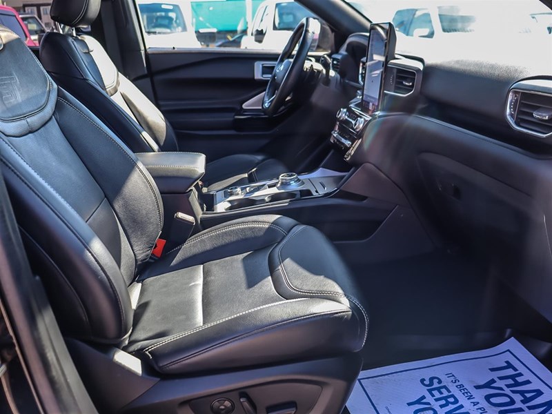 2022 Ford Explorer ST 4WD