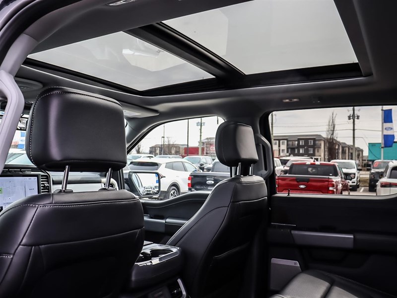 2022 Ford F-150 Lariat 4WD Supercrew 5.5' Box