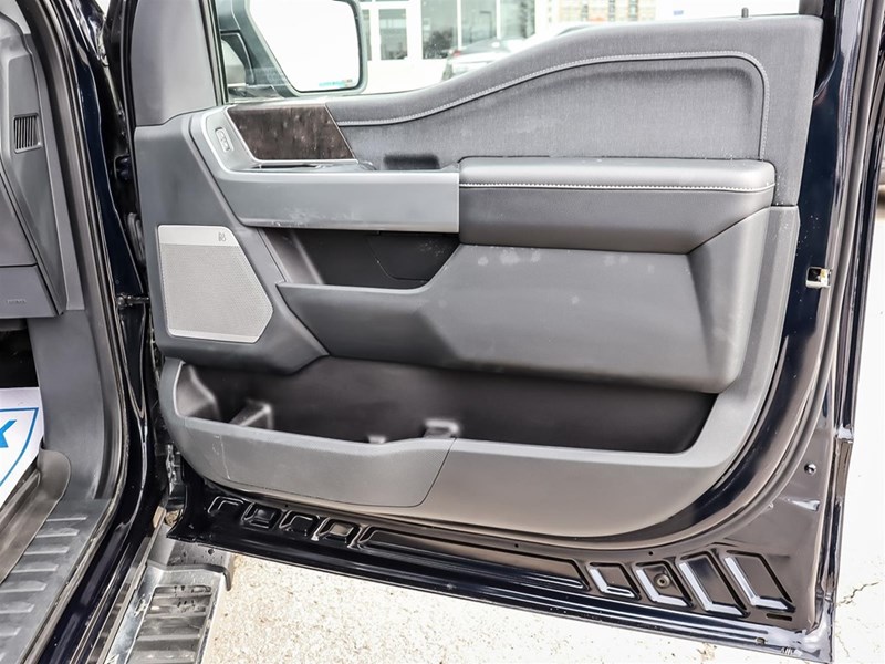 2022 Ford F-150 Lariat 4WD Supercrew 5.5' Box