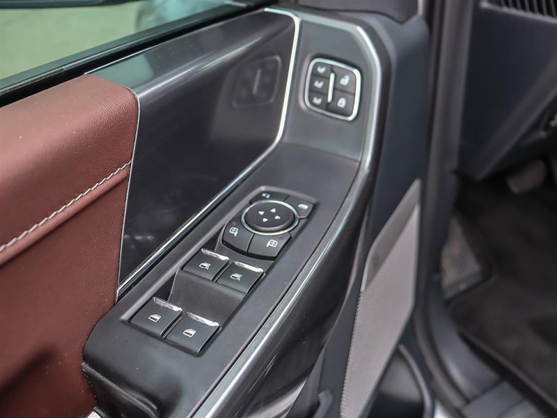 2022 Ford F-150 Lariat 4WD Supercrew 5.5' Box