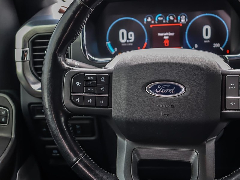 2022 Ford F-150 Lariat 4WD Supercrew 5.5' Box