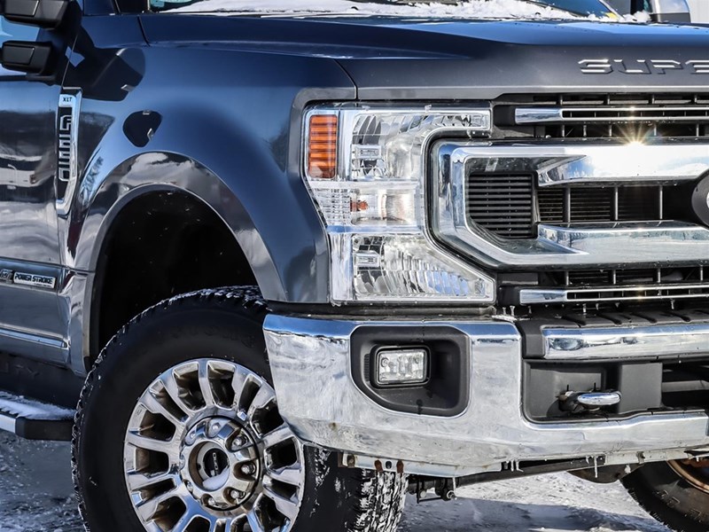 2022 Ford F-250 XLT 4WD Crew Cab 6.75' Box