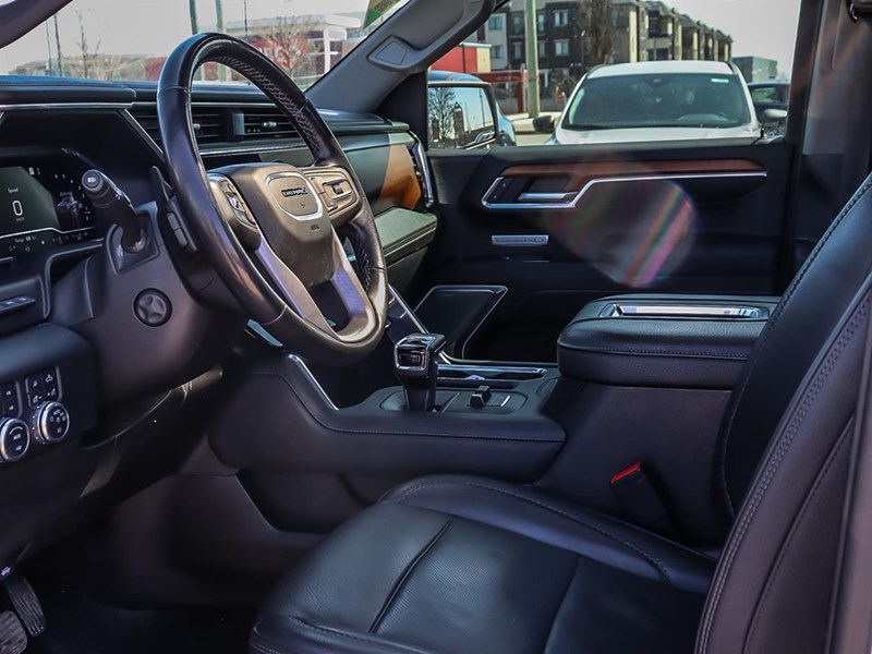 2022 GMC SIERRA 1500 4WD CREW CAB | LEATHER | MOONROOF| NEW TIRES
