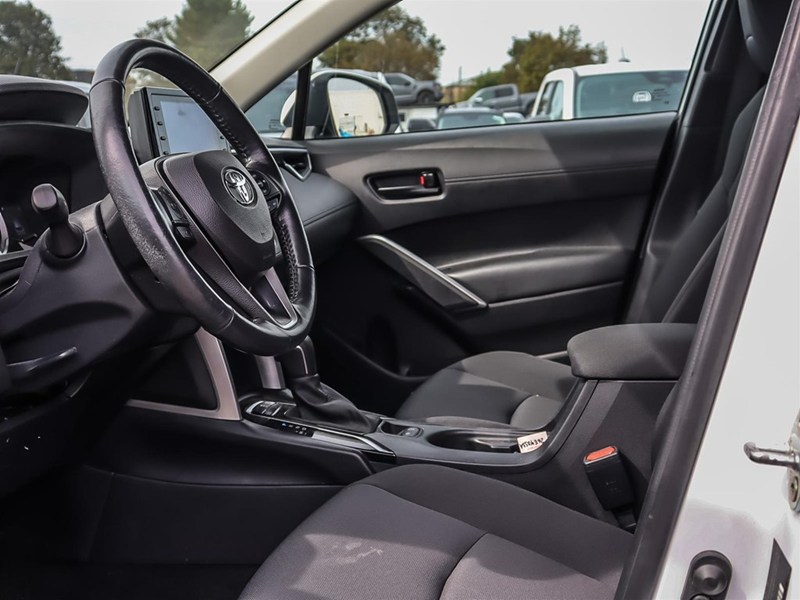2022 Toyota Corolla Cross LE AWD