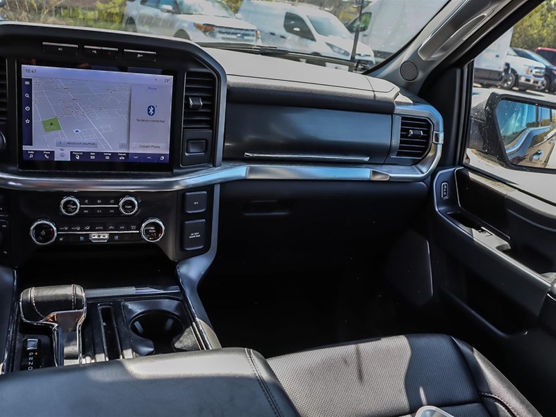 2023 FORD F-150 LARIAT 4X4 | CREW | 5.5' BOX | ROOF | 20