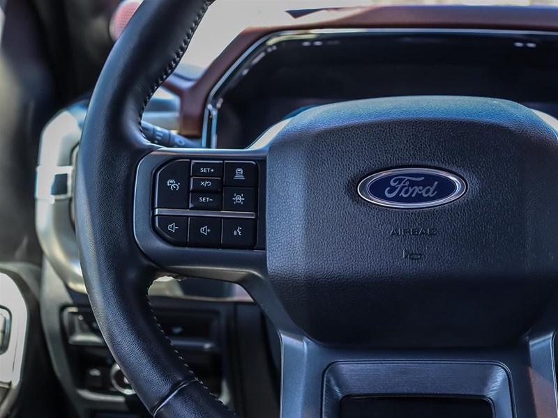 2023 FORD F-150 LARIAT 4WD SUPERCREW 5.5' BOX