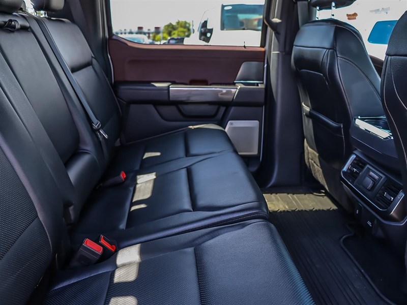 2023 FORD F-150 LARIAT 4WD SUPERCREW 5.5' BOX