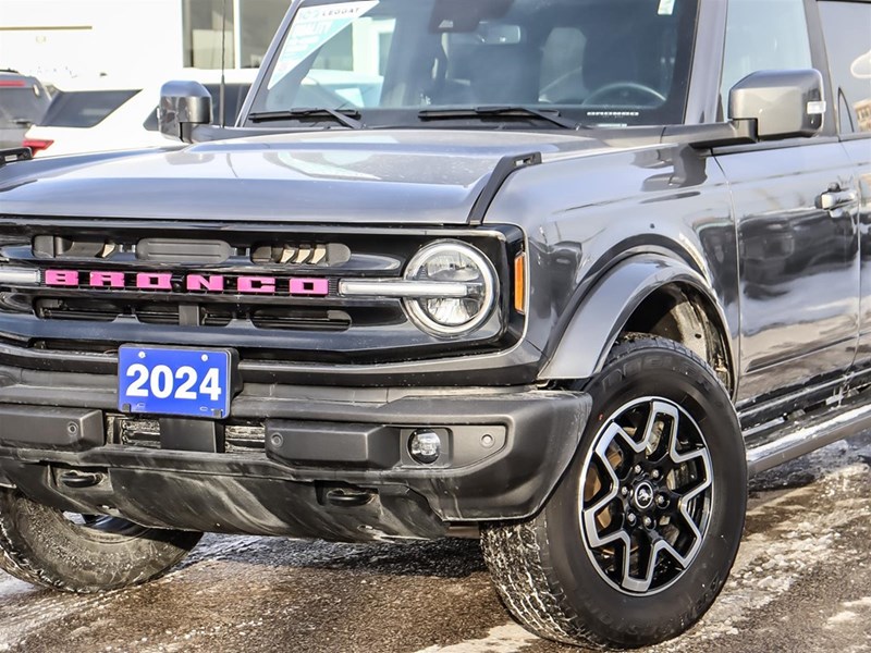 2024 Ford Bronco Outer Banks