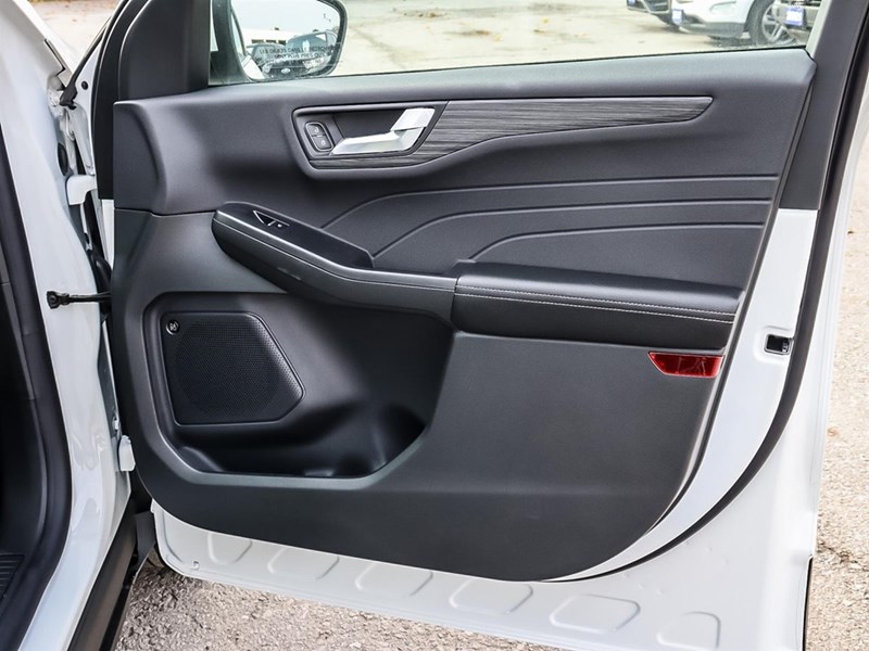 2024 FORD ESCAPE PHEV FWD