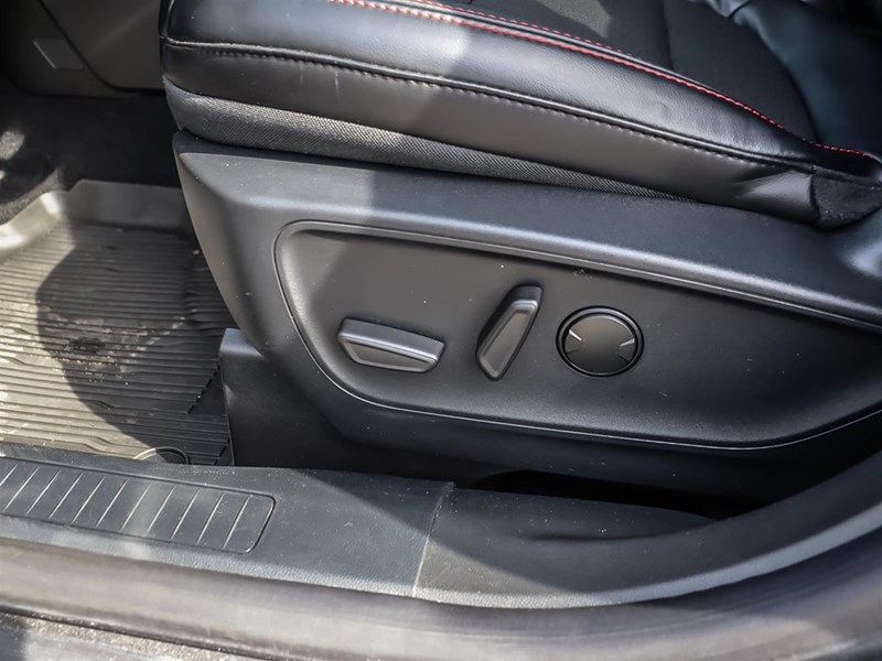 2024 FORD ESCAPE ST-LINE AWD | LOW KM | MOONROOF | TECH PKG