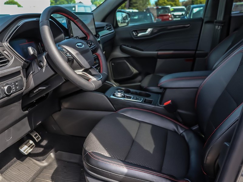 2024 FORD ESCAPE ST-LINE AWD | LOW KM | MOONROOF | TECH PKG