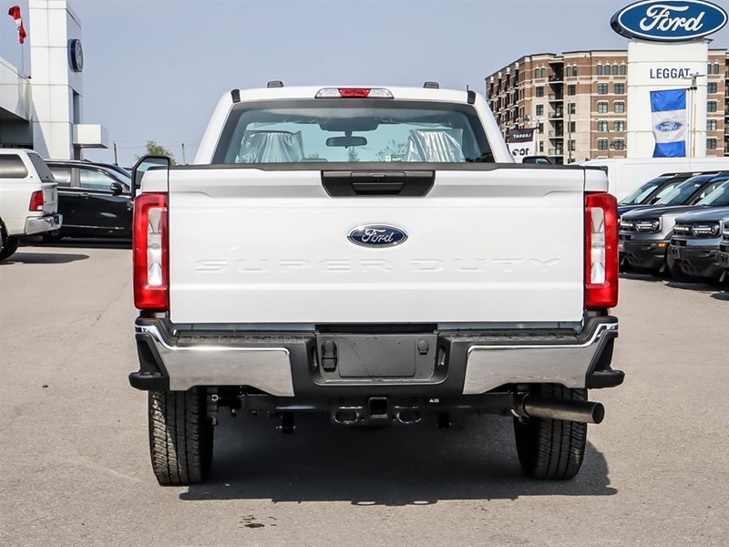 2024 FORD F-250 XL 2WD REG CAB 8' BOX
