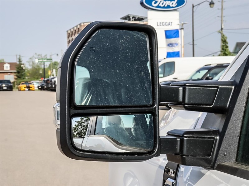 2024 FORD F-250 XL 2WD REG CAB 8' BOX