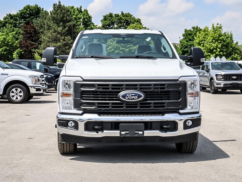 2024 FORD F-250 XL 2WD REG CAB 8' BOX