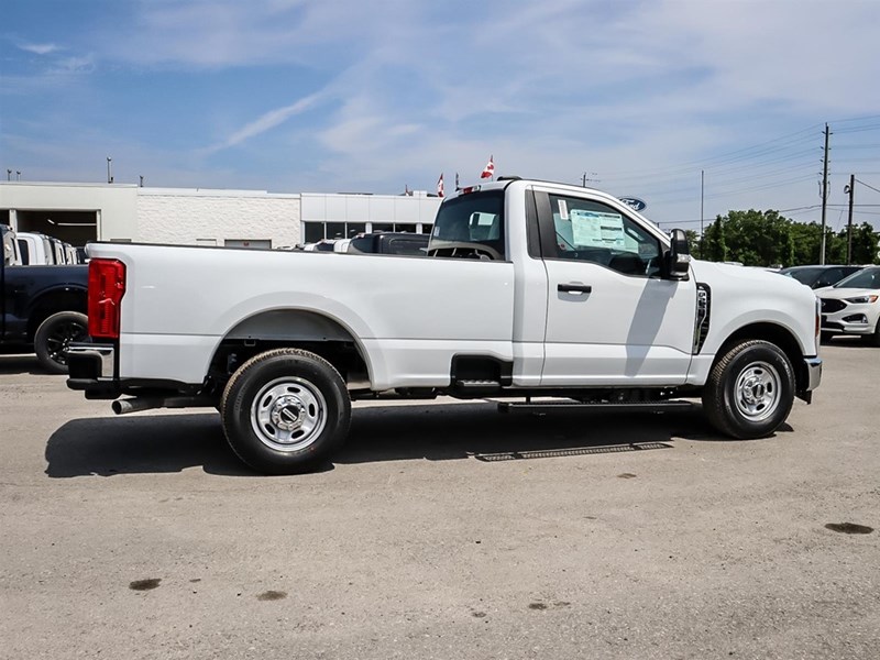 2024 FORD F-250 XL 2WD REG CAB 8' BOX