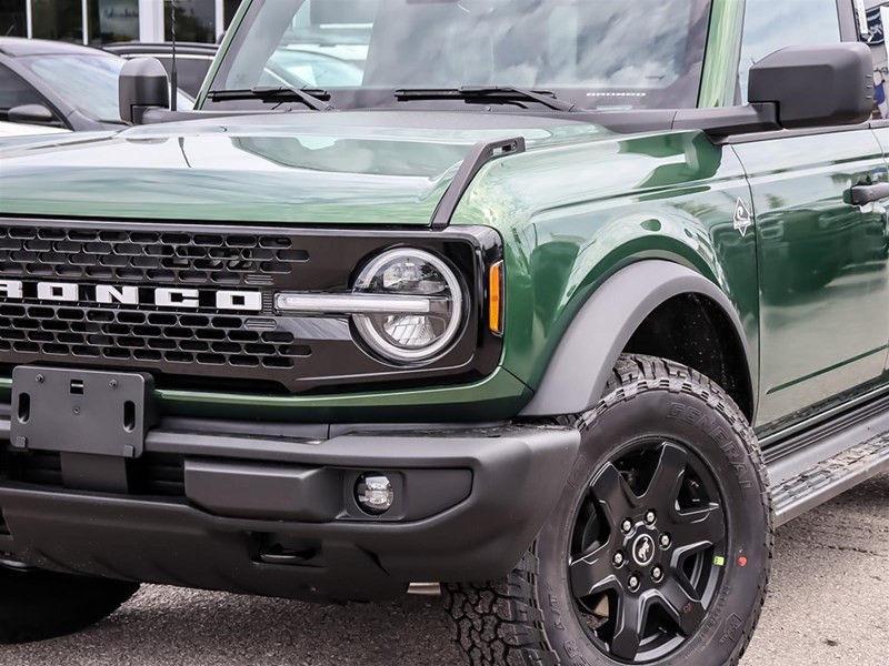 2025 FORD BRONCO OUTER BANKS 4 DOOR 4X4