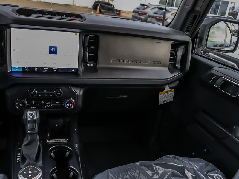 2025 FORD BRONCO BASE 4 DOOR 4X4