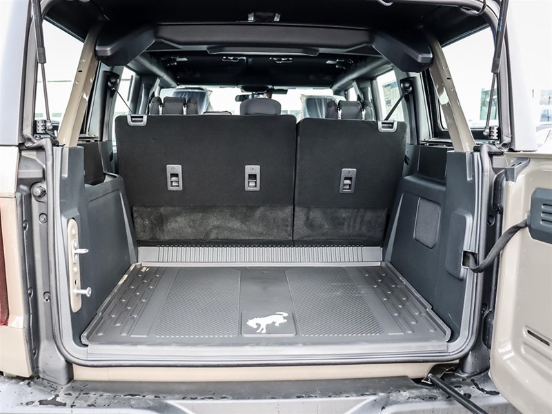 2025 FORD BRONCO BASE 4 DOOR 4X4