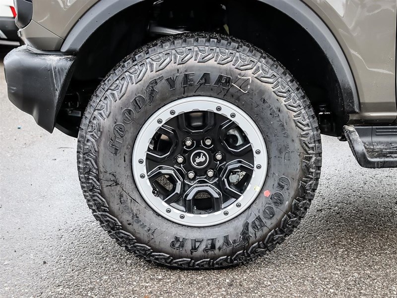 2025 FORD BRONCO BASE 4 DOOR 4X4