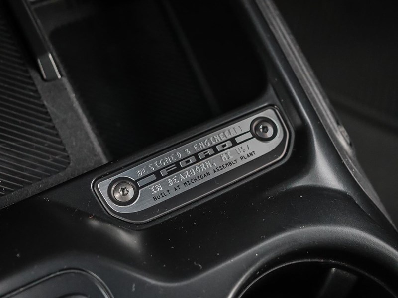 2025 FORD BRONCO BASE 4 DOOR 4X4