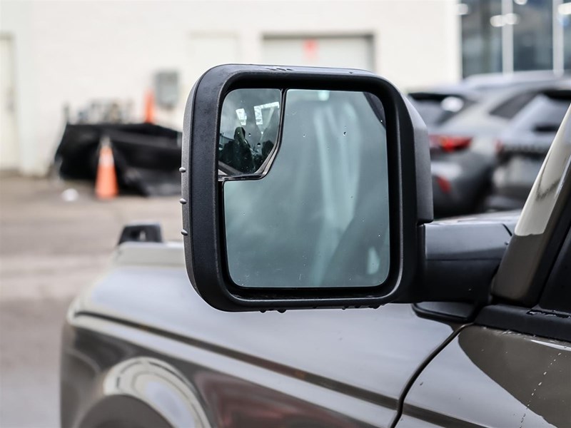 2025 FORD BRONCO BASE 4 DOOR 4X4