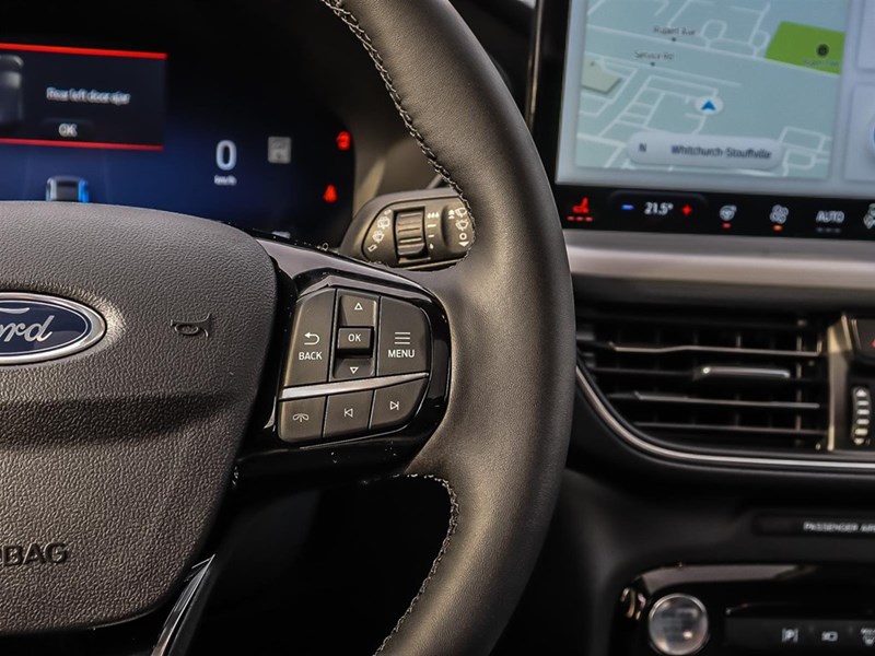 2025 FORD ESCAPE PLATINUM AWD| HYBRID| MOONROOF| B&O