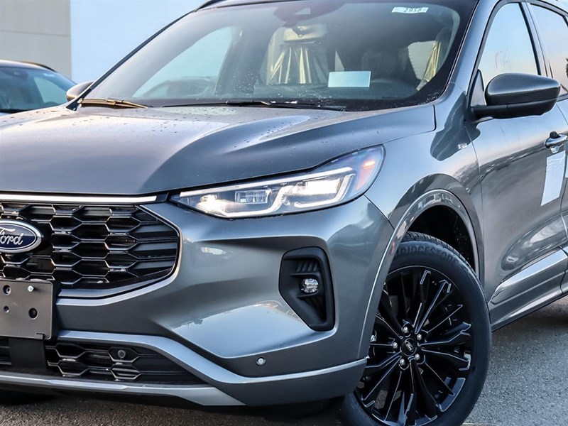 2025 FORD ESCAPE ST-LINE ELITE AWD | B&O| MOONROOF| LEATHER