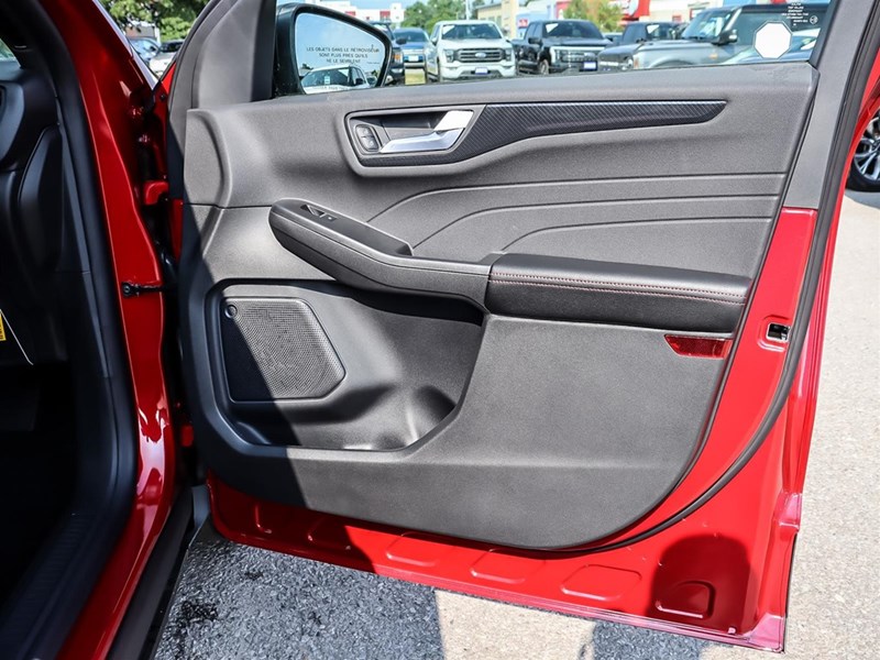 2025 FORD ESCAPE ST-LINE AWD