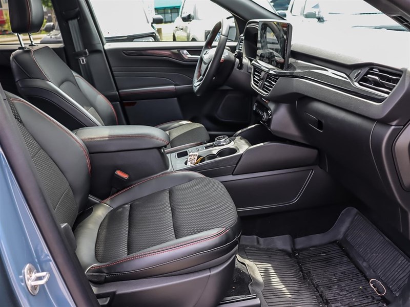 2025 FORD ESCAPE ST-LINE AWD HEV