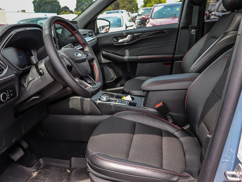 2025 FORD ESCAPE ST-LINE AWD HEV